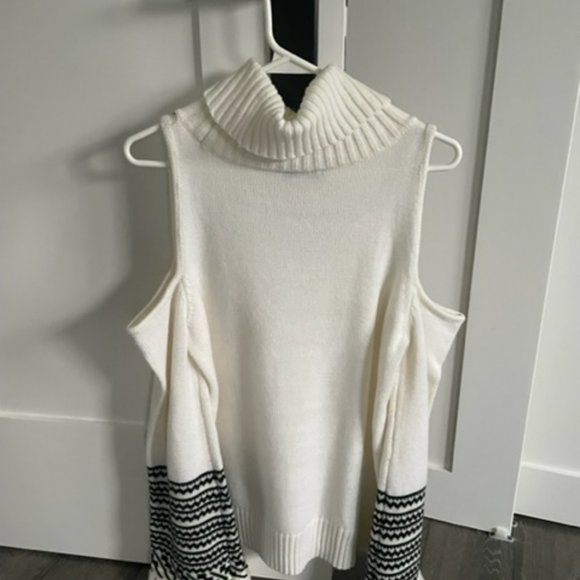 Venus - Picture 3 of 11